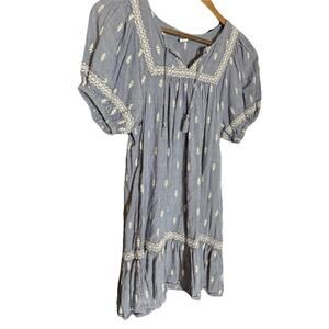 Old Navy Chambray Embroidered‎ Boho Flutter Sleeve Dress Size XS Petite